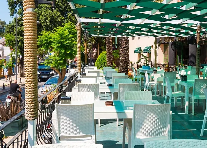 Hotell Casa Blue *